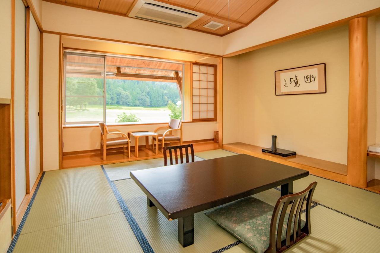 Yurari Hotel Tadami Exterior photo