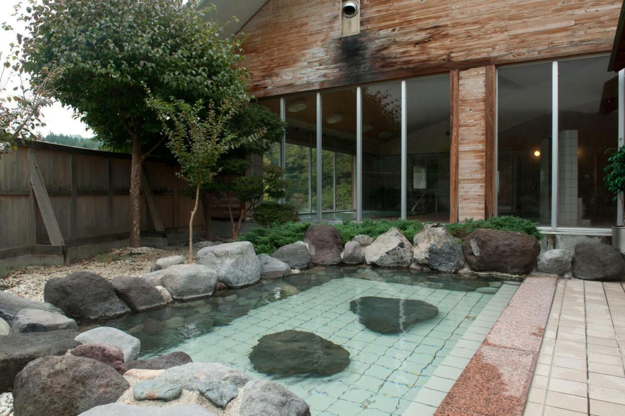 Yurari Hotel Tadami Exterior photo